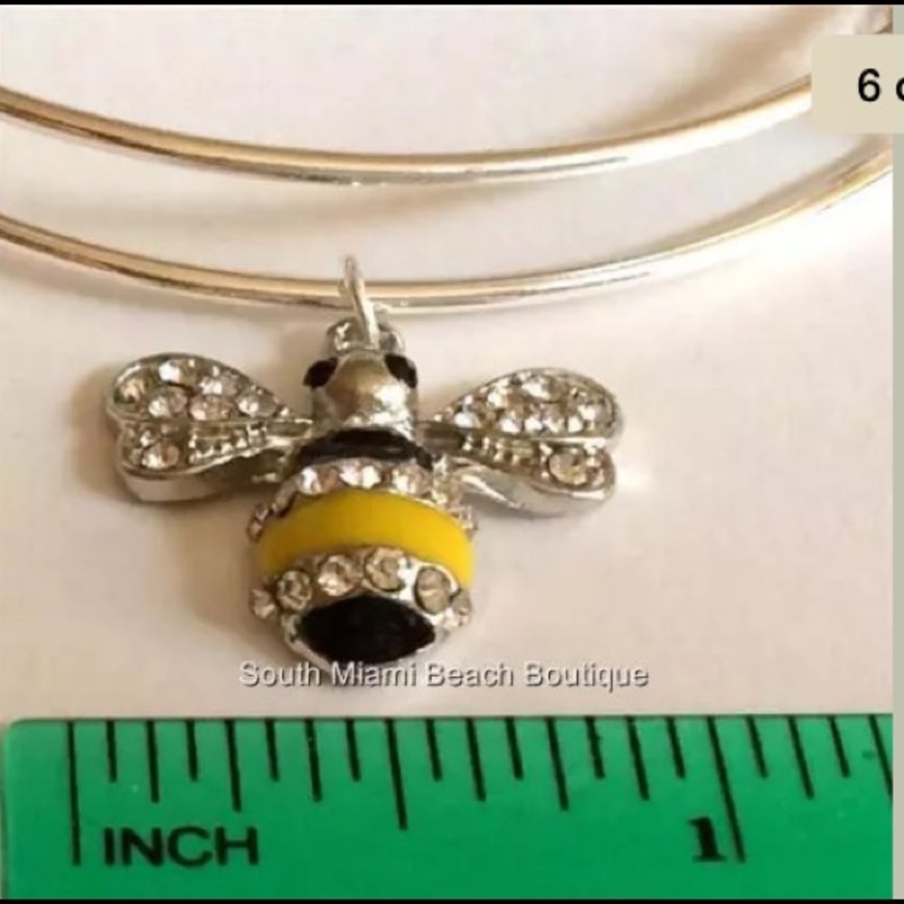 🔥LAST ONE🎉SILVER CRYSTAL BEE CHARM BRACELET 🐝 - Picture 4 of 4